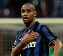 Maicon se verá el lunes con Moratti en Milán
