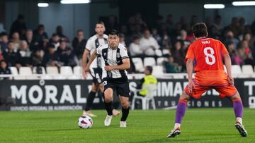 Alarcón, pieza fundamental en la reacción albinegra.