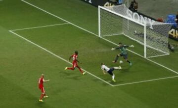 0-4 obra de Benzema.