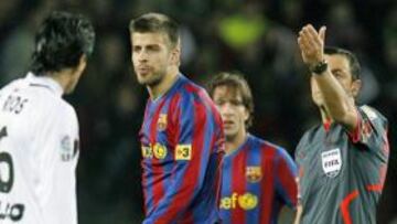 Un partido de suspensión a Piqué y otro a Márquez