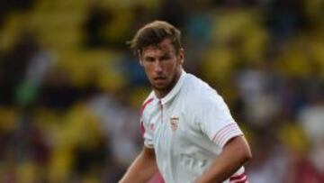 Grzegorz Krychowiak durante la Supercopa de Europa ante el Bar&ccedil;a.