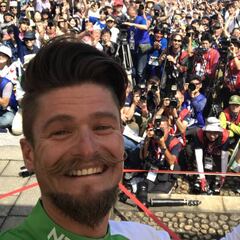 Óscar Pujol repite hazaña: segundo triunfo en Japón