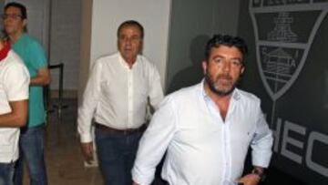 Abadía representará el voto de la abstención de la fundación Elche CF.