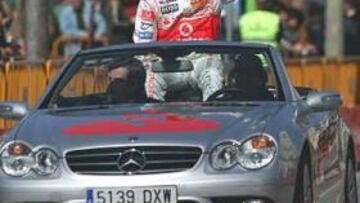 <B>ACLAMADO.</B> La afición de Santander ha hecho a Alonso sentirse como en casa.