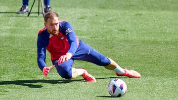 Oblak, en un entrenamiento del Atlético.