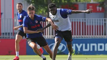 Marcos Llorente, en una acción con Thomas.