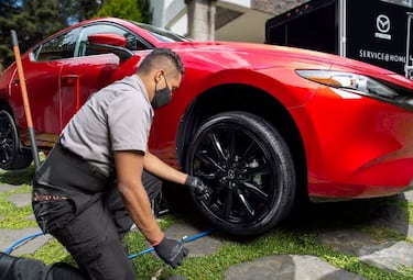 Mazda ofrece servicio de mantenimiento a domicilio