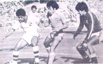 Cuatro días después de golear a Torino en 1981, Cobreloa repitió la dosis con 6-1 a Sporting Cristal. Siviero metió dos tantos en los locales.
