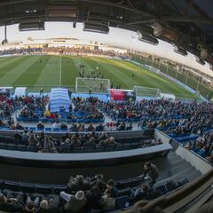 6.000 aficionados en el entrenamiento del Real Madrid