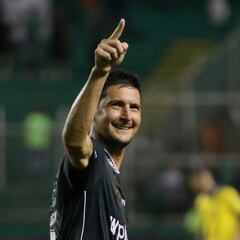 Gol de Burdisso a Boca lo mete en el XI de la semana de Copa