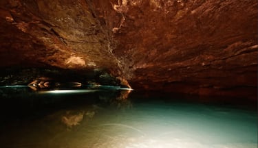 Así es el Mar Perdido, el inmenso lago subterráneo que nadie sabe si tiene fondo