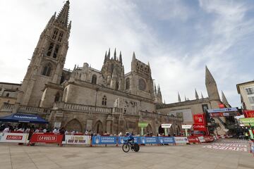 La primera etapa de La Vuelta a España en imágenes