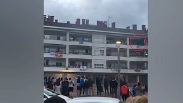 La 'fiesta' que se creó afuera de la casa del DT de la Real Sociedad tras el título