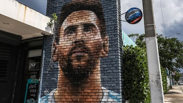 Various artists have taken to the streets to reflect the excitement of the fans ahead of Messi's arrival to MLS.