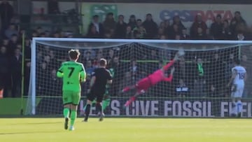 Vicente Reyes crece cada vez más en Inglaterra: ¡una de las tapadas es épica!