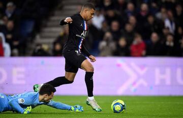 Paris Saint-Germain's French forward Kylian Mbappe