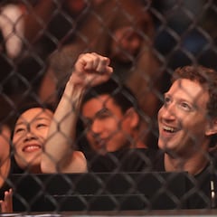 VIDEO: Mark Zuckerberg’s awkward UFC moment