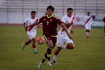 Promesa del fútbol venezolano. Actualmente participando en el Mundial Sub 20. 