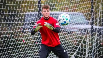 El guardameta del New York Red Bulls II, Luca Lewis pidió por la paz después de que una multitud de 6 u 8 palestinos lo amenazaran con un cuchillo.