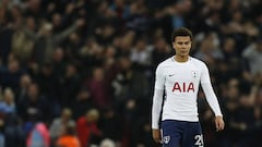 Spurs ban fans for throwing urine at West Ham supporters