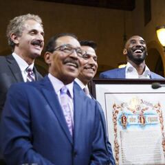 Kobe, ¿el 8 o el 24?: "Será muy complicado para otro llevar el número que no me retiren"