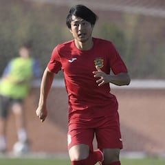 Koe, amigo de Fernando Torres, es la sorpresa del Fuenlabrada