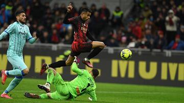 MILAN, ITALY - FEBRUARY 26:  Junior Messias of AC Milan scores the goal during the Serie A match between AC Milan and Atalanta BC at Stadio Giuseppe Meazza on February 26, 2023 in Milan, Italy. (Photo by Claudio Villa/AC Milan via Getty Images)