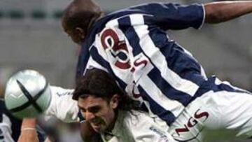 <B>ÚLTIMO.</B> Este empate relega a la Real al último puesto de su grupo en la Copa de la Paz.