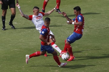 Independiente Medellín e Independiente Santa Fe se enfrentaron en el Atanasio Girardot de Medellín por la octava fecha de la Liga BetPlay 2021.