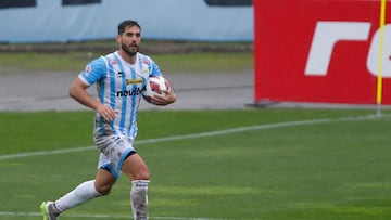 Los dos equipos históricos del fútbol chileno que quieren a Larrivey