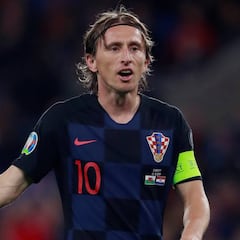 Modric se retiró lesionado y Bale cojeando en el Gales-Croacia