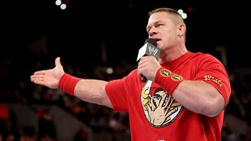 John Cena durante un show de la WWE.