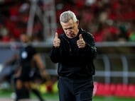 Mexico beat Panama and Bolivia, but the friendlies came with a cost for both Chivas and América, who lose Israel Reyes to injury.