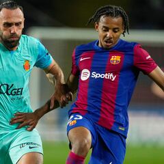 Koundé se reencuentra...y de lateral