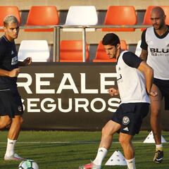 Marcelino tiene disponibles a todos sus futbolistas