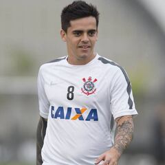 Corinthians pierde a seleccionado brasileño para el duelo ante la U