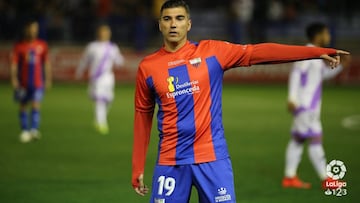 Jos&eacute; Antonio Reyes durante el partido del Extremadura contra el Granada