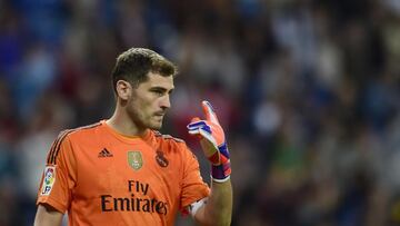Todavía era el guardameta titular del Real Madrid y quizá el mejor del mundo en su posición. Con sus atajadas para los Merengues, Casillas terminó en la décima sexta posición de la votación al Balón de Oro.