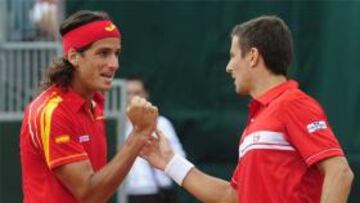 España entra embalada en la final de la Davis