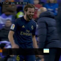 Hay golpeos que valen Ligas: alucinante el centro de Kroos que Nacho embelleció aún más