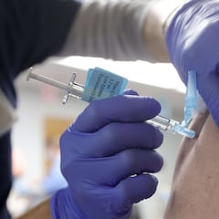 La grave reacción alérgica de una sanitaria en Alaska a la vacuna de la COVID-19 de Pfizer