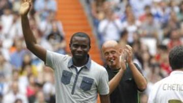 Muamba, homenajeado.