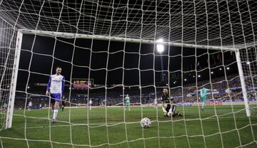 0-4. Karim Benzema marcó el cuarto gol.