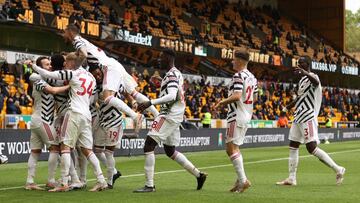 WOLVERHAMPTON, ENGLAND - MAY 23: Juan Mata of Manchester United celebrates after scoring a goal to make it 1-2 during the Premier League match between Wolverhampton Wanderers and Manchester United at Molineux on May 23, 2021 in Wolverhampton, United Kingd