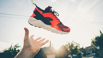 Nike, Adidas, Puma... las 10 zapatillas que se han presentado al Black Friday con un descuento increíble y que ahora no paran de venderse en el viernes negro.