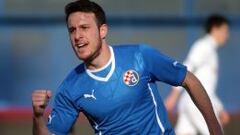 Manchester United oficializa la venta de Henríquez al Dinamo