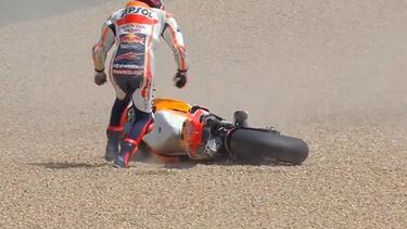 Caída de Marc Márquez en el GP de Francia.