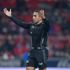 Víctor Cáceres: el árbitro del Cruz Azul vs Monterrey