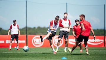 Nueve jugadores 'renovar¨¢n' hasta final de temporada