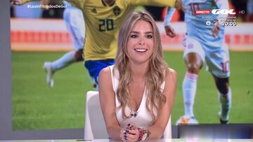 Helena Condis, periodista deportiva, hablando en Los Infiltrados de Gol.